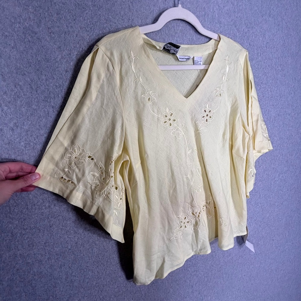 NEW Richard Malcolm 100% Irish Linen Embroidered Blouse Large Yellow Eyelet